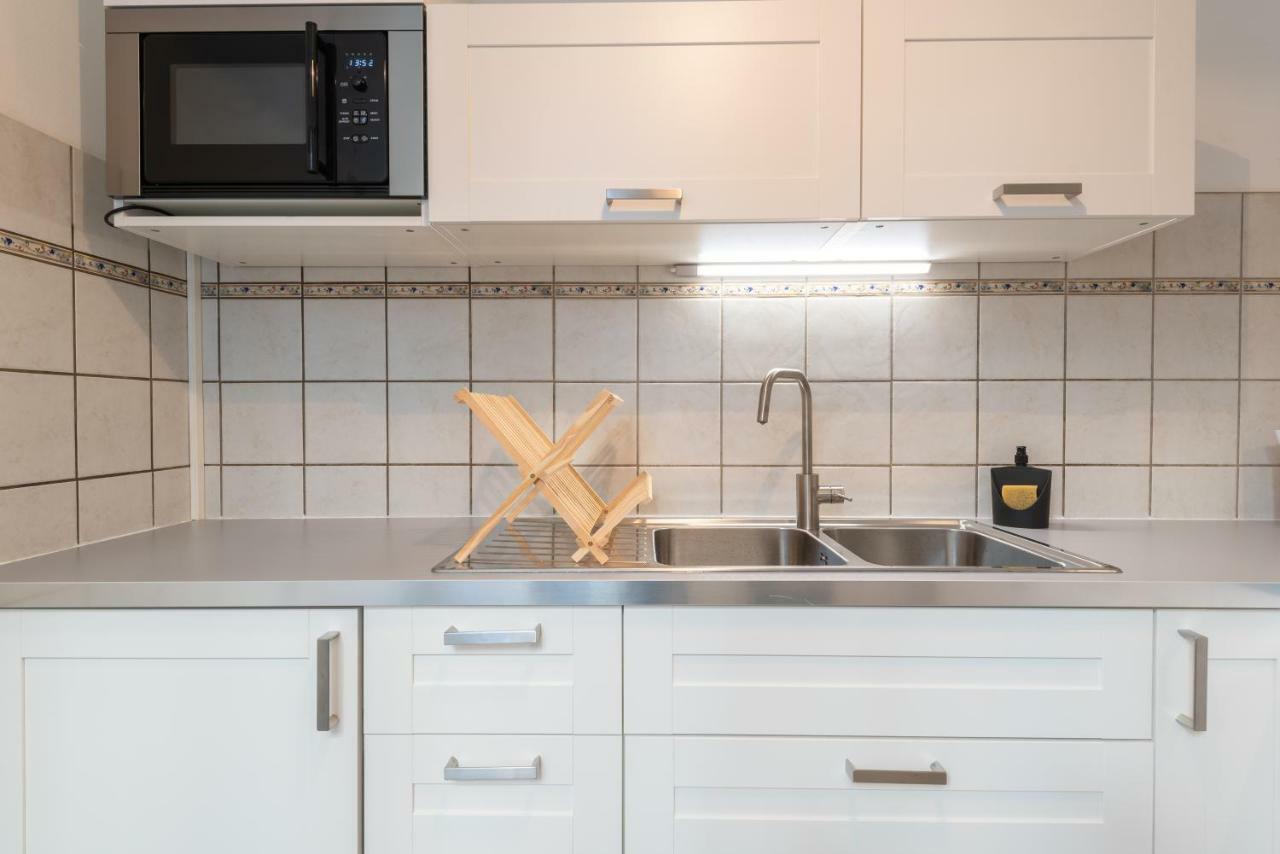 Appartement Coeur De Ville - Wifi - Lave-Seche Linge Pau Kültér fotó